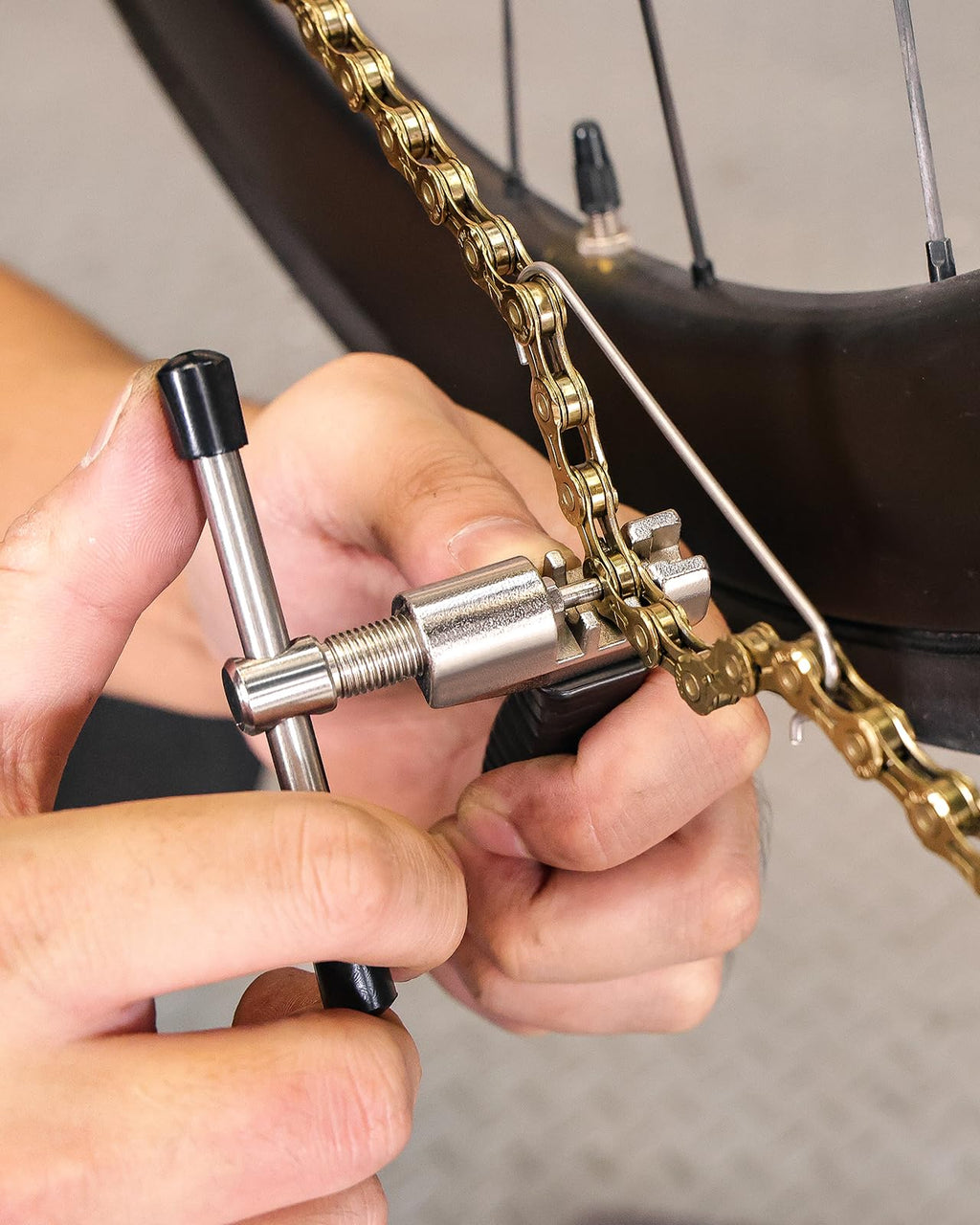 Bike Chain Tool for 6-12 Speed Chains W7177