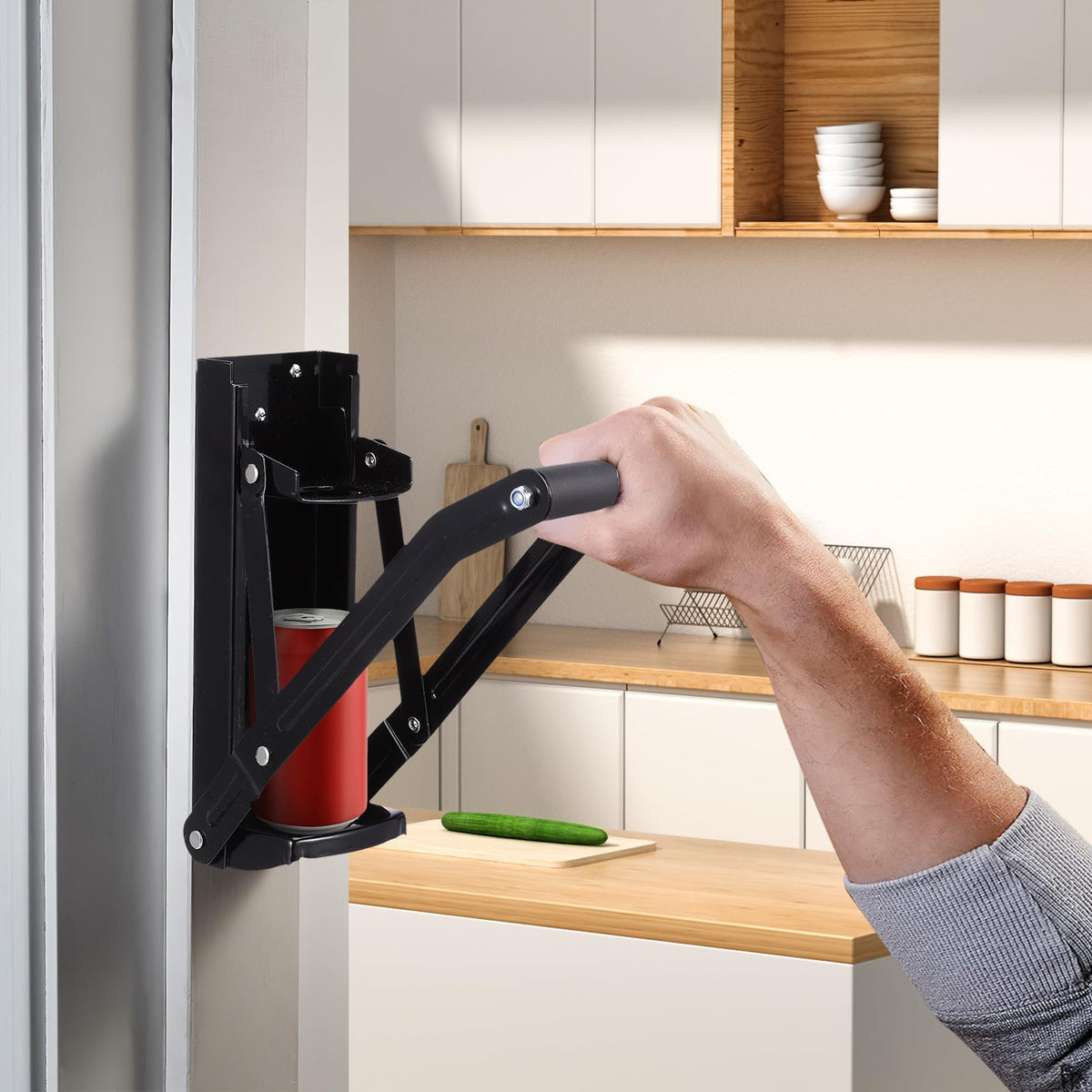 Wall Mounted Can Crusher with Bottle Opener O4087