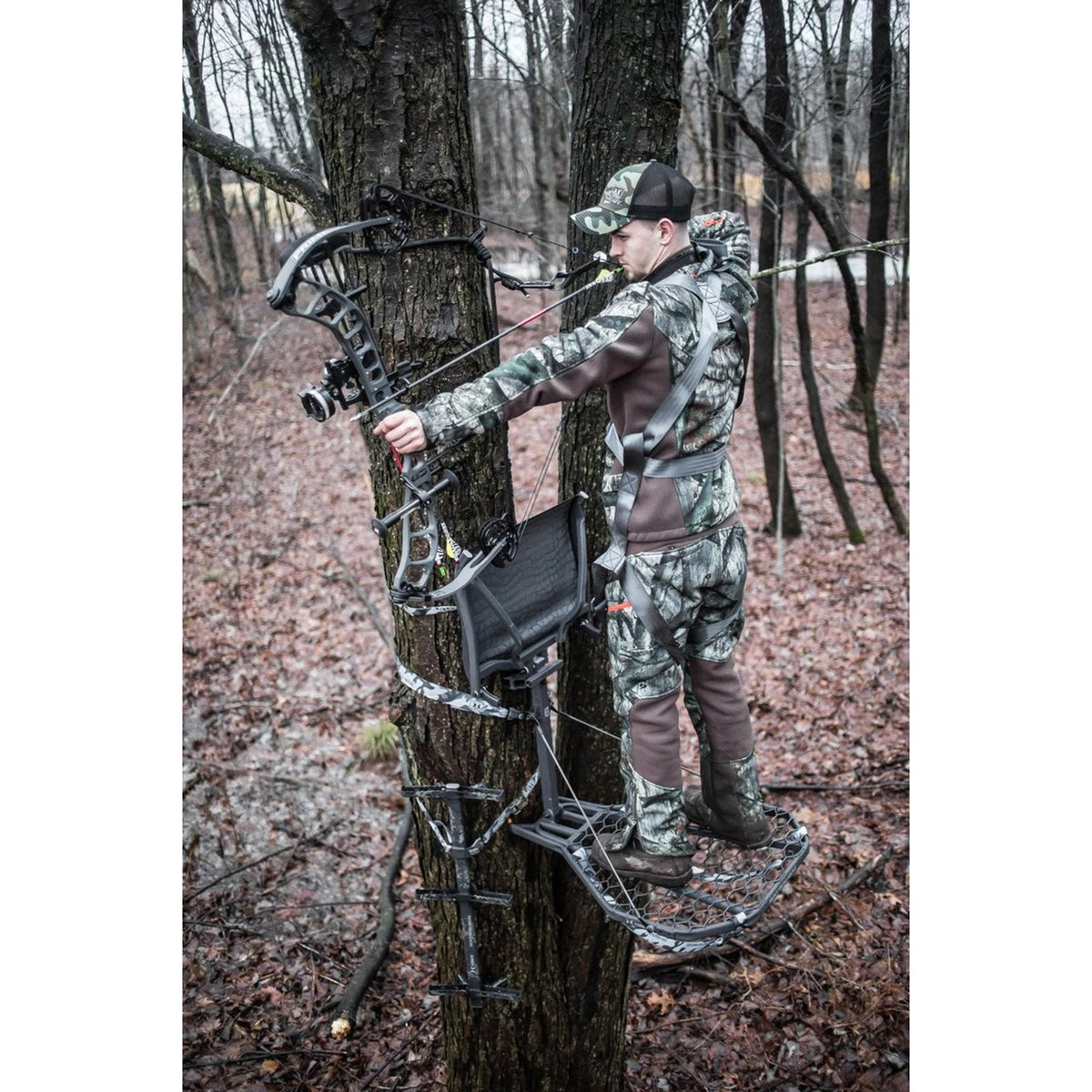 Hunting Tree Stand with MeshComfort Seat F504421
