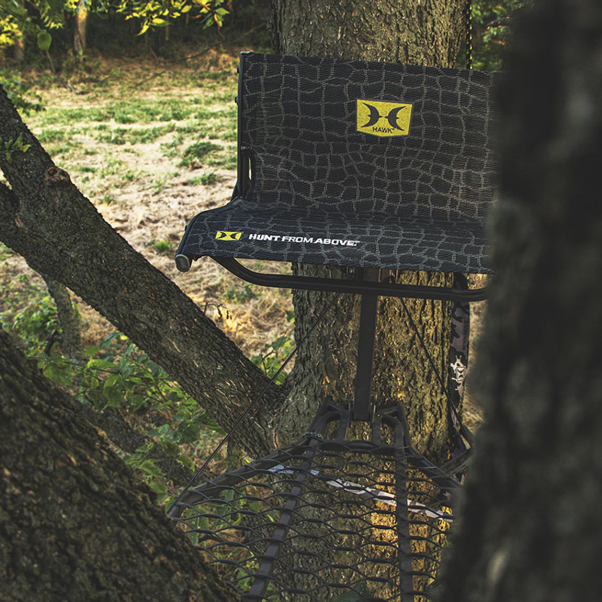 Hunting Tree Stand with MeshComfort Seat F504421